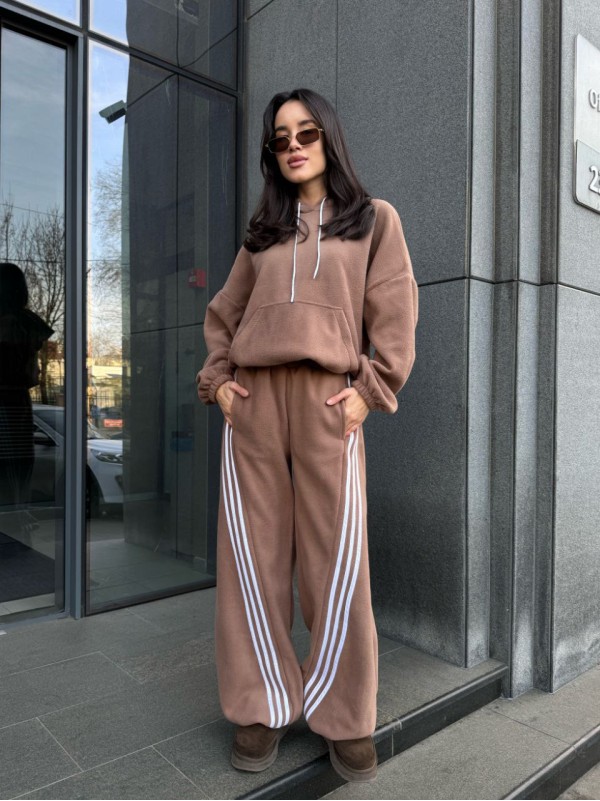 Жiночий теплий костюм iз флiса кавового кольору 35973
