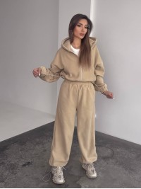 Жіночий теплий костюм iз фліса бежевого кольору 35983