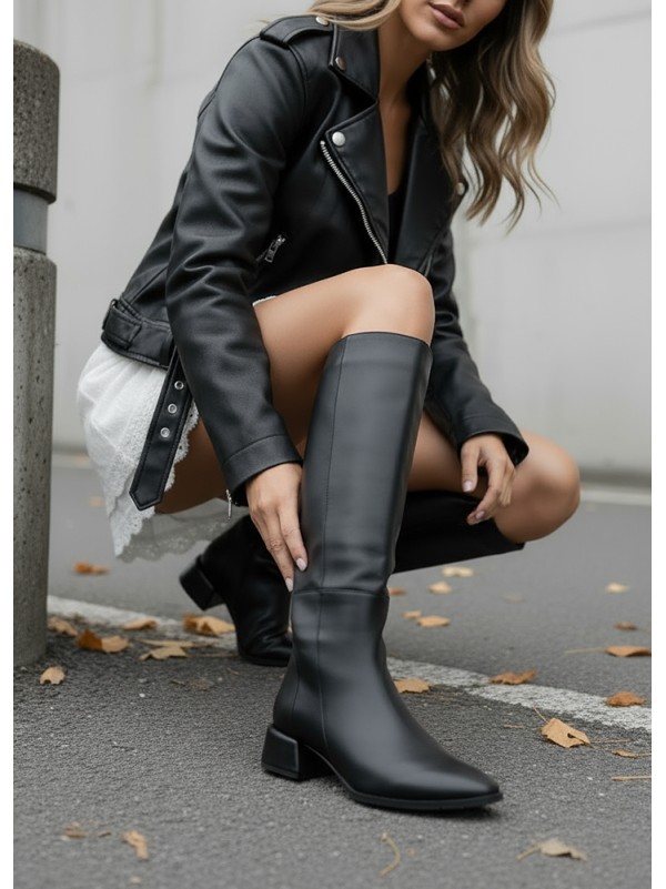 Жіночі шкіряні чоботи гострий ніс (Європейка) чорного кольору 35993