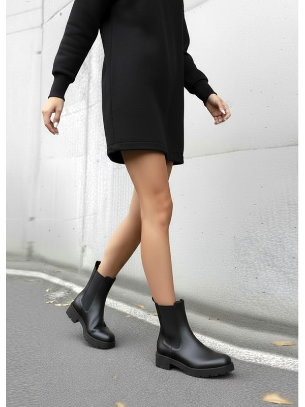 Жіночі шкіряні черевики з резинкою (Байка) чорного кольору 35995