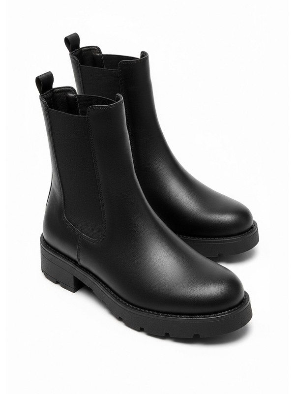 Жіночі шкіряні черевики з резинкою (хутро) чорного кольору 35996