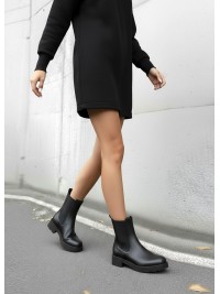 Жіночі шкіряні черевики з резинкою (хутро) чорного кольору 35996