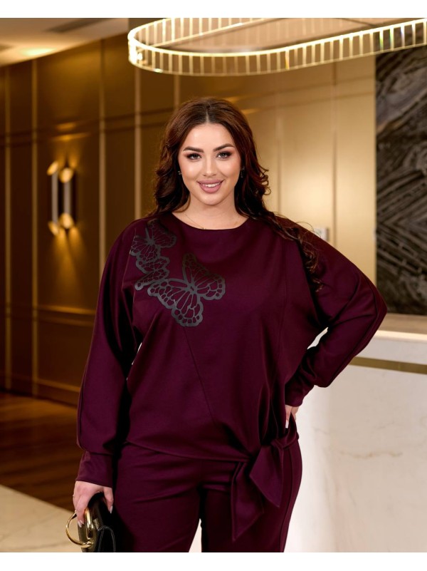 Жіночий нарядний костюм з трикотажу бордового кольору 35999