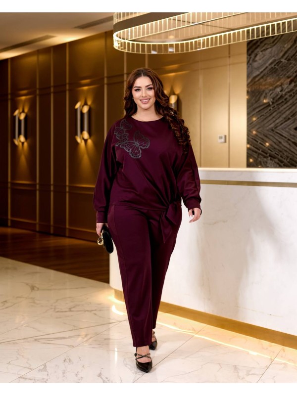 Жіночий нарядний костюм з трикотажу бордового кольору 35999