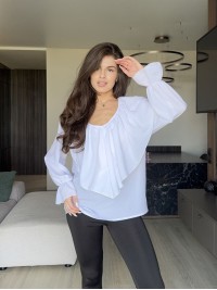 Жіноча блуза з воланами бiлого кольору 36024