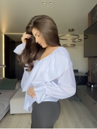 Жіноча блуза з воланами бiлого кольору 36024