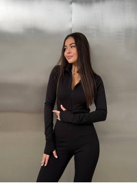 Жіночий комбінезон на флiсi в рубчик чорного кольору 36026