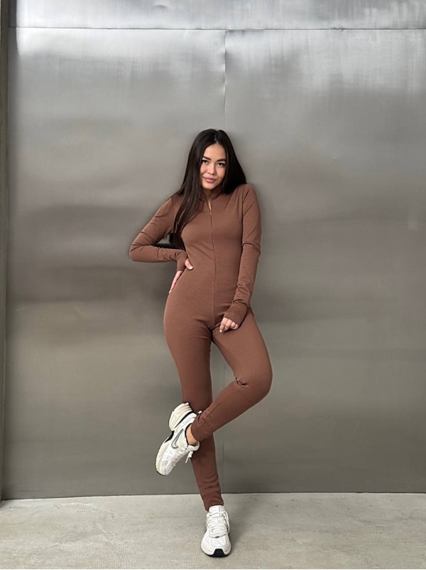 Жіночий комбінезон на флiсi в рубчик кавового кольору 36028