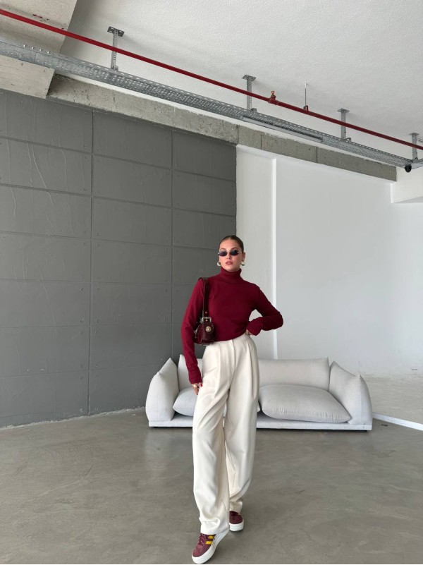 Жіночий теплий гольф бордового кольору 36040