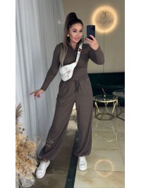 Жіночий базовий термокостюм з широкими штанами коричневого кольору 36046