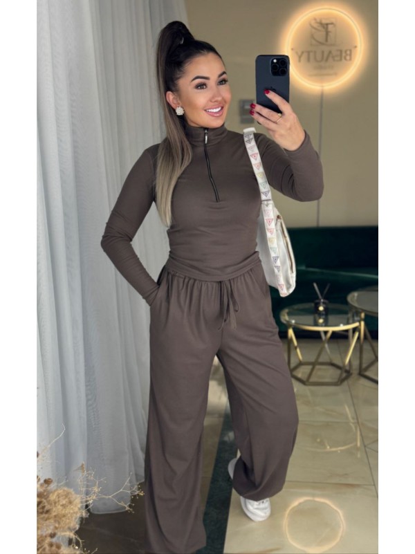 Жіночий базовий термокостюм з широкими штанами коричневого кольору 36046