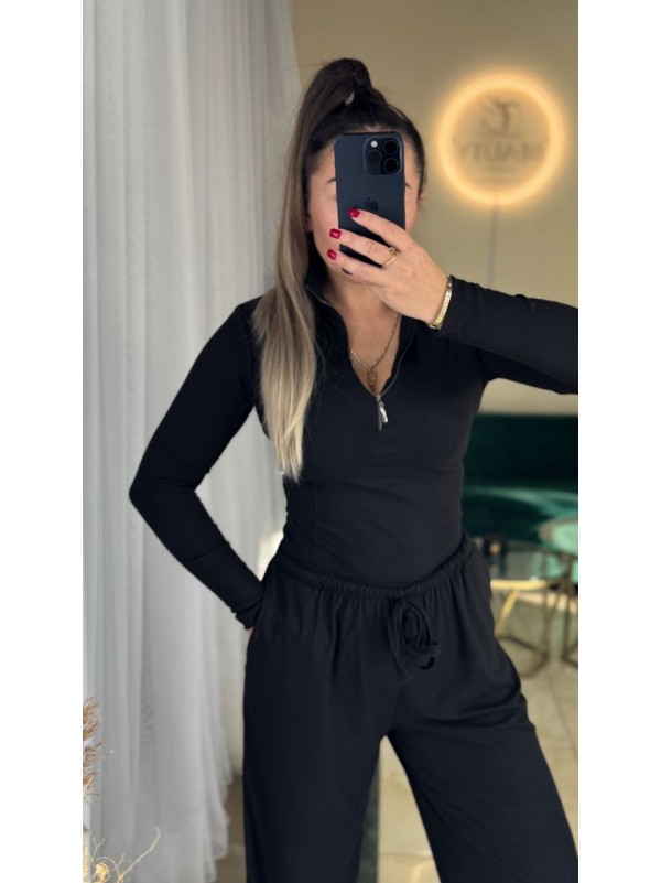 Жіночий базовий термокостюм з широкими штанами чорного кольору 36047