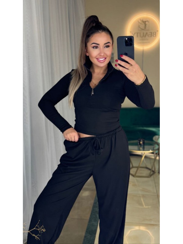 Жіночий базовий термокостюм з широкими штанами чорного кольору 36047