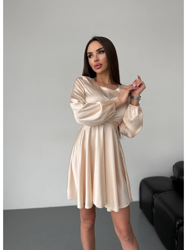 Шовкова сукня міні бежевого кольору 36049