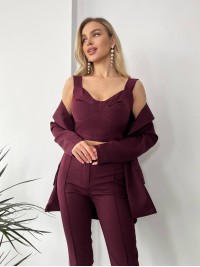 Жіночий стильний костюм-трійка кольору марсала 25781
