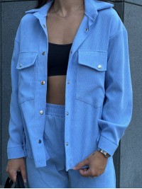 Жіночий костюм із мікровельвету на кнопках блакитного кольору 26049