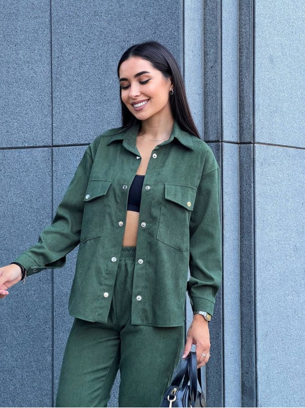 Жіночий костюм із мікровельвету на кнопках кольору хакi 26052