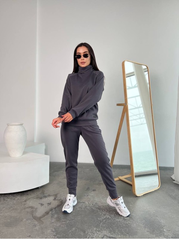 Жіночий повсякденний костюм графiтового кольору 26127