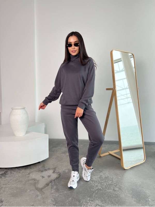 Жіночий повсякденний костюм графiтового кольору 26127