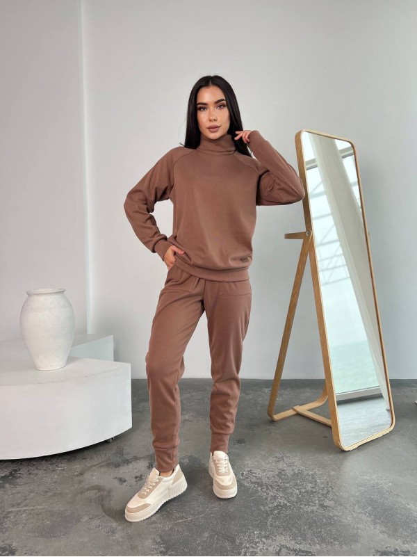 Жіночий повсякденний костюм кольору мокко 26128