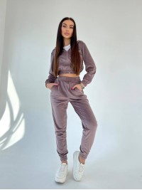 Жіночий велюровий костюм кольору капучiно 26801