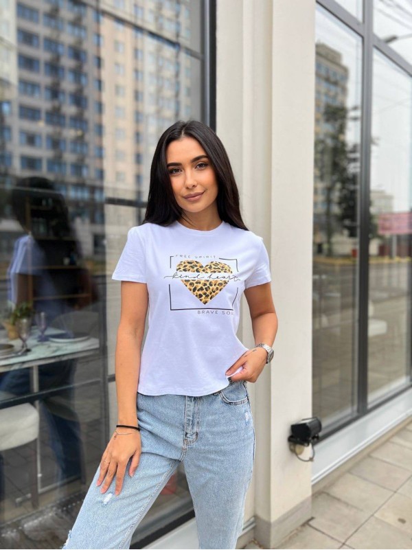 Жіноча футболка з принтом серця, бiлого кольору 27209