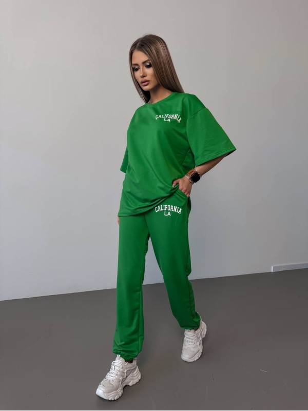 Жіночий спортивний костюм "California" зеленого кольору 27322