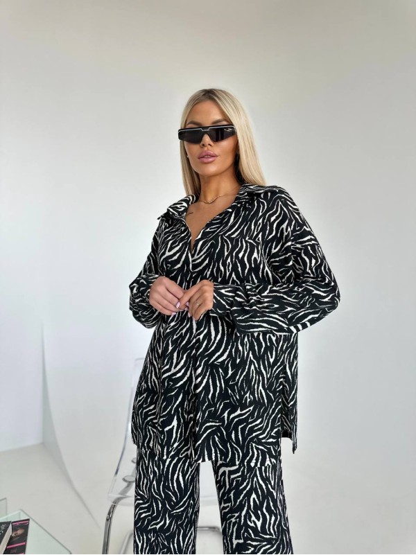 Жіночий прогулянковий костюм кольору чорної зебри 27391