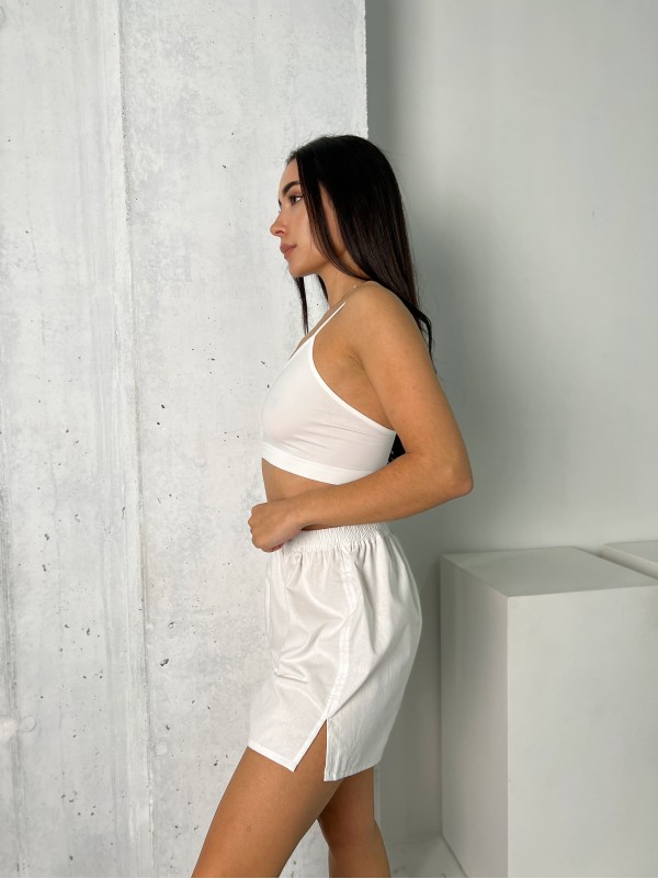 Жіночі шорти бiлого кольору 27450