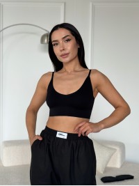 Жіночій топ чорного кольору 27453