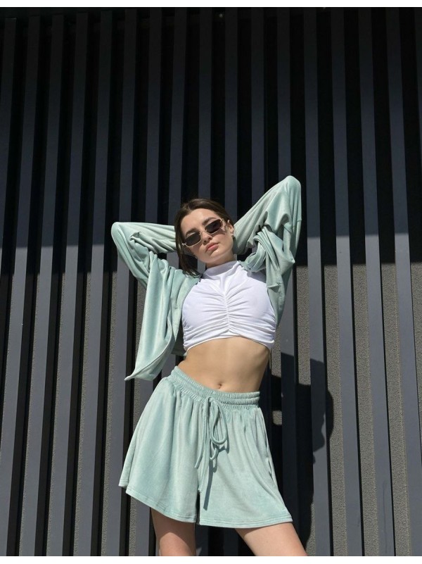 Жіночий велюровий костюм оливкового кольору 27463