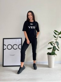 Легкий спортивний костюм чорного кольору 27642