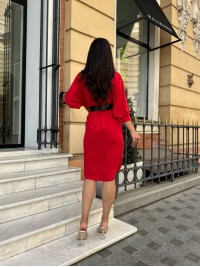 Жіноча сукня з поясом червоного кольору 28307
