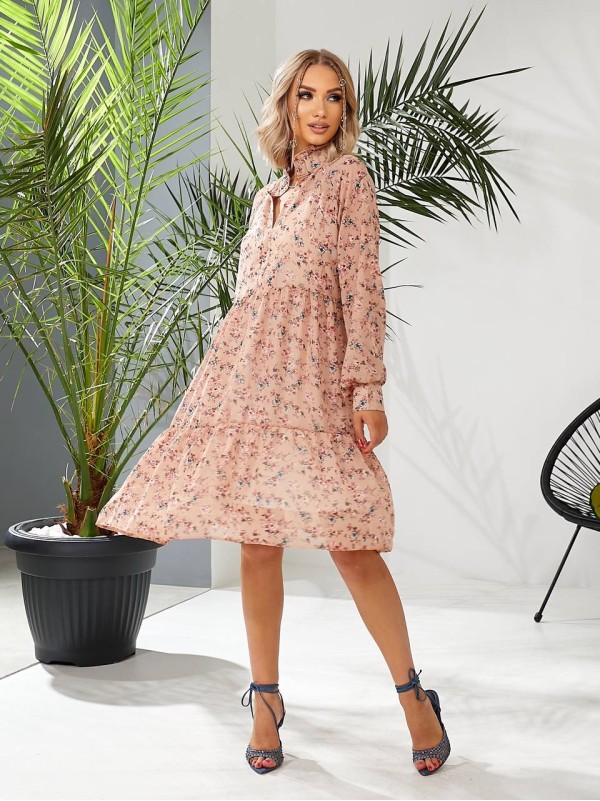 Легка шифонова сукня бежевого кольору 28545