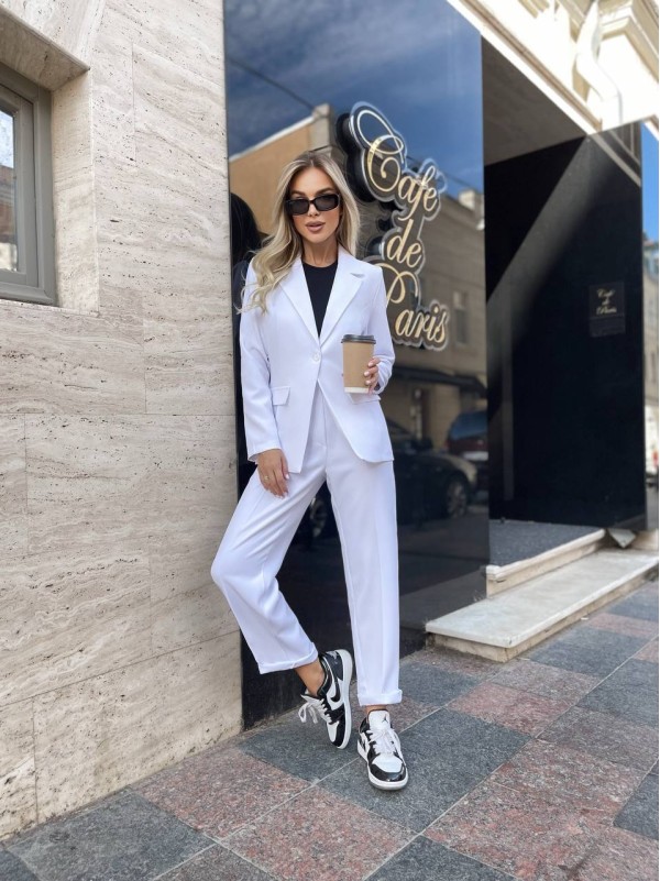 Костюм двійка, бiлого кольору 28629