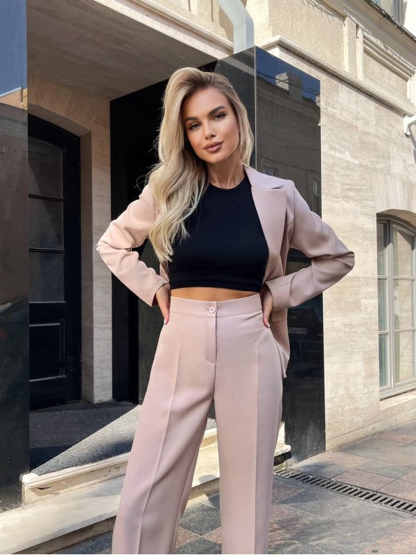 Костюм двійка, бежевого кольору 28631