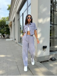 Жіночий прогулянковий костюм з мікро-вельвету сірого кольору 28720