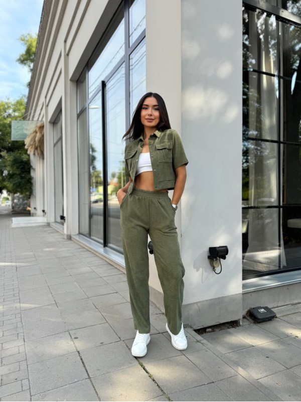 Жіночий прогулянковий костюм з мікро-вельвету кольору хакi 28725