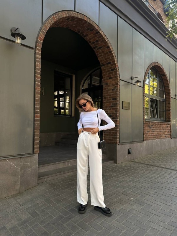 Стильний топ із рукавом білого кольору 28833