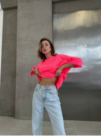 Базова, яскрава футболка малинового кольору 28835