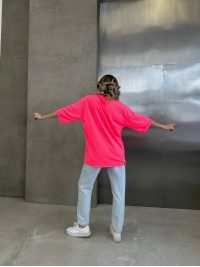 Базова, яскрава футболка малинового кольору 28835