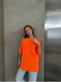 Базова, яскрава футболка помаранчевого кольору 28836