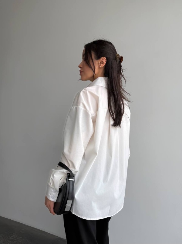 Базова, котонова сорочка оверсайз білого кольору 28842