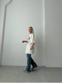 Бавовняна футболка з принтом білого кольору 28845