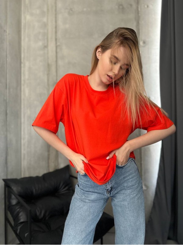 Стильна футболка з написом на спині зі страз помаранчевого кольору 28847