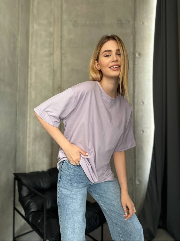 Стильна футболка з написом на спині зі страз лiлового кольору 28848