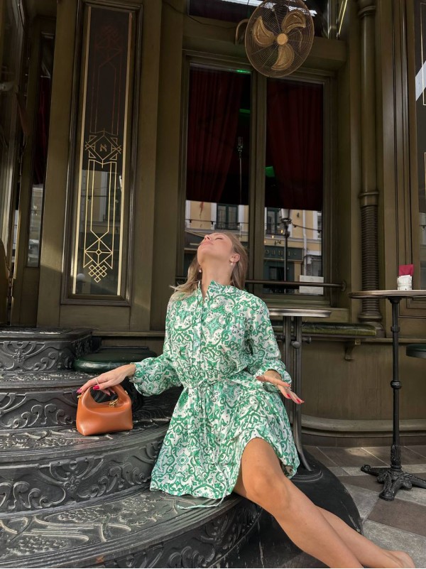 Витончена легка сукня зеленого кольору 28871