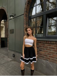 Неймовірно повітряна спідниця чорного кольору 28878