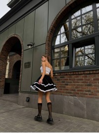 Неймовірно повітряна спідниця чорного кольору 28878