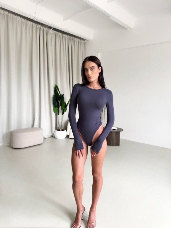 Класичний боді з віскози графiтового кольору 28945